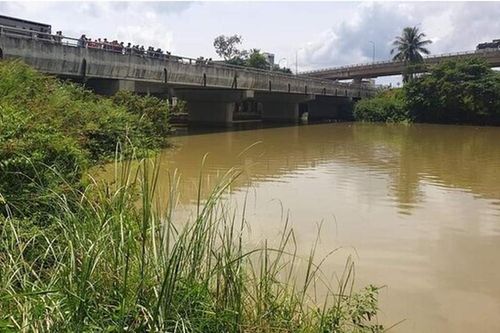 Tiếp tục phát hiện thi thể trôi sông, chưa xác định được danh tính
