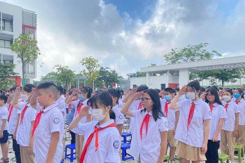 Học sinh 3 miền hân hoan trong ngày tựu trường