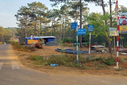 Tham mưu cấp 5 lô biệt thự trái luật: Trưởng phòng TNMT Kon Plông bị đề nghị kỷ luật