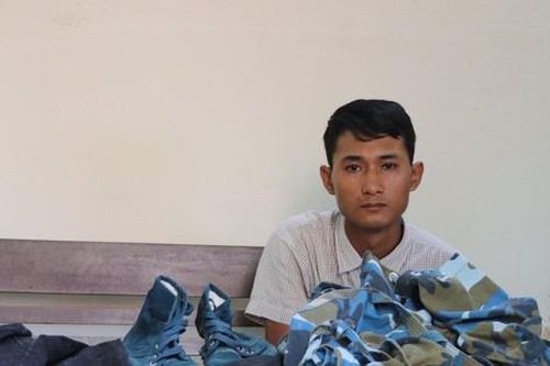 Tin mới vụ thanh niên dùng búa đập tủ kính tiệm vàng ở Quảng Nam
