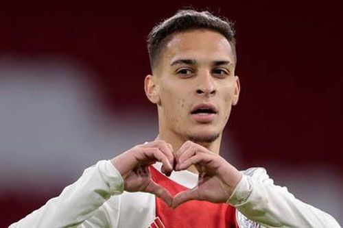 NÓNG: Man United sẽ ký hợp đồng 5 năm với Antony