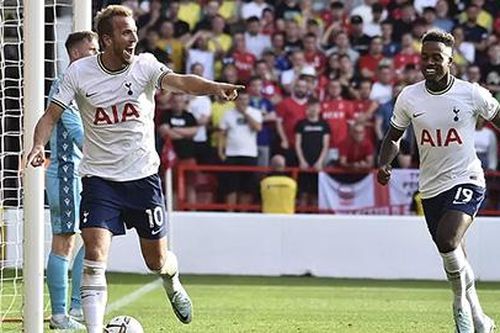 Harry Kane cán cột mốc lịch sử 200 bàn thắng, sắp bắt kịp Rooney