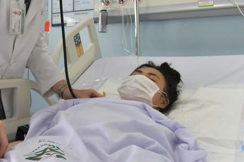 Bệnh viện Quân y 175 phẫu thuật lấy khối u khổng lồ trong tim cô gái 20 tuổi