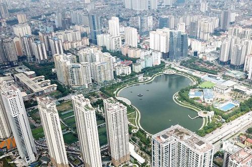 Giá nhà có thể giảm mạnh cuối năm, nhiều người găm tiền chờ 'ôm hàng'