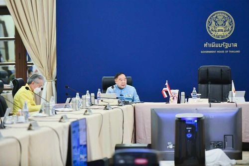 Ghế thủ tướng bị bỏ trống trong cuộc họp nội các Thái Lan