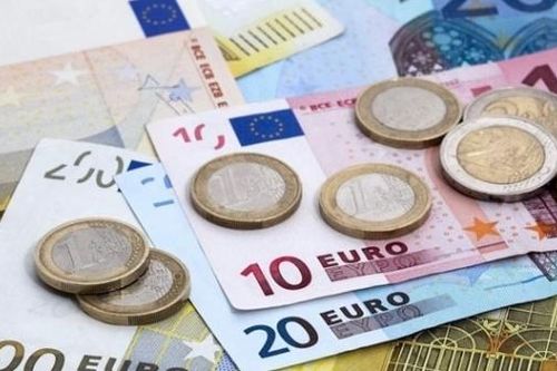 EU rục rịch 'bơm' thêm tiền cho Ukraine