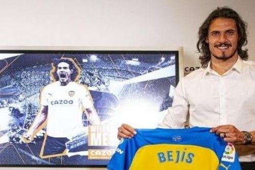 Chuyển nhượng cầu thủ Man Utd ngày 30/8: Cavani ký Valencia; HLV Erik ten Hag muốn có Gakpo; Antony chờ ra mắt