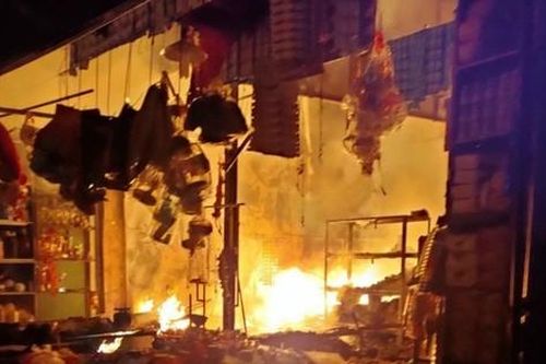 Cháy chợ tại Đồng Tháp thiệt hại hơn 2 tỷ đồng