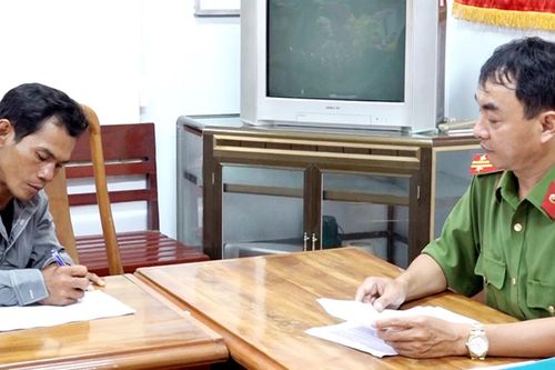 Mâu thuẫn đánh nhau anh vợ đâm em rể tử vong