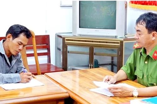 Can ngăn vợ chồng em gái cãi nhau, anh vợ đâm em rể tử vong