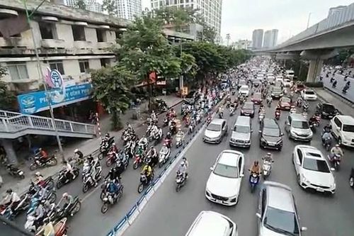 Nhiều tuyến đường Hà Nội ùn tắc trước kỳ nghỉ Lễ 2-9