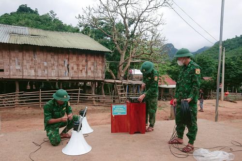 'Tiếng loa bản xa' ở giữa đại ngàn Trường Sơn