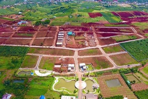 Cảnh giác với việc hiến đất