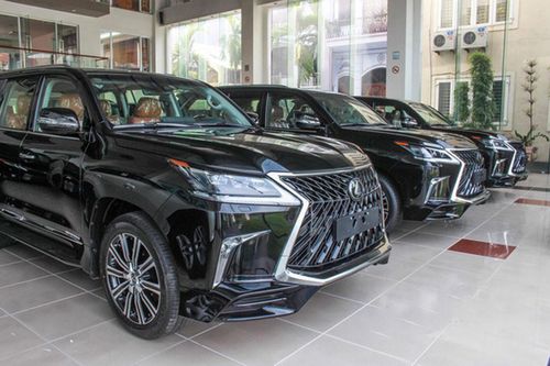 Chính sách mới: Hết thời 'hô biến' xe 16 chỗ thành limousine chở khách