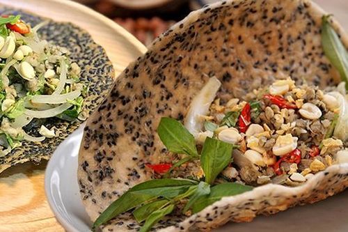 Hến xúc bánh đa - 'Bản hòa tấu' khiến thực khách xiêu lòng