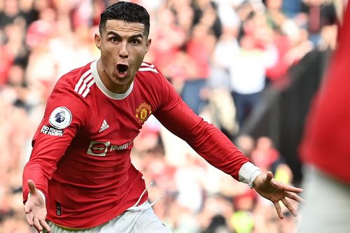 Siêu cò Mendes ra tay, Ronaldo có thể tới Napoli sát giờ G