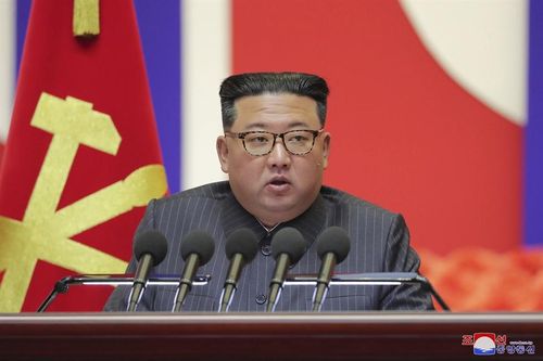 Báo Triều Tiên xác nhận nhà lãnh đạo Kim Jong-un từng mắc Covid-19