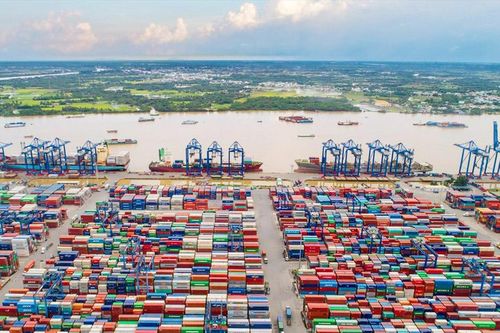 Sau hơn 4 tháng, TP HCM thu về 1.076 tỷ đồng phí hạ tầng cảng biển