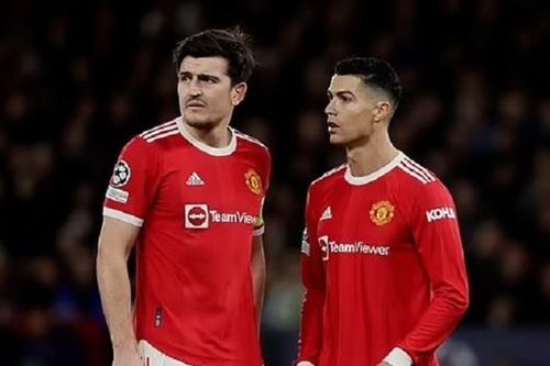 Ronaldo muốn tước băng thủ quân của Harry Maguire
