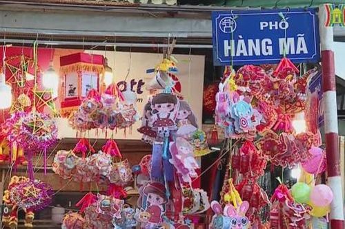 Phố Hàng Mã rực rỡ sắc màu Trung thu