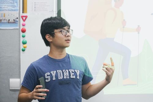 Học sinh hào hứng lần đầu được tự lên ý tưởng và gọi vốn kinh doanh