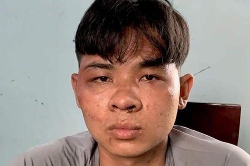 Bị đánh hội đồng, nam thanh niên đâm chết người rồi bỏ chạy