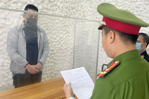 Nhân viên Giao Hàng Tiết Kiệm 'rút ruột' hơn 1,3 tỷ đồng