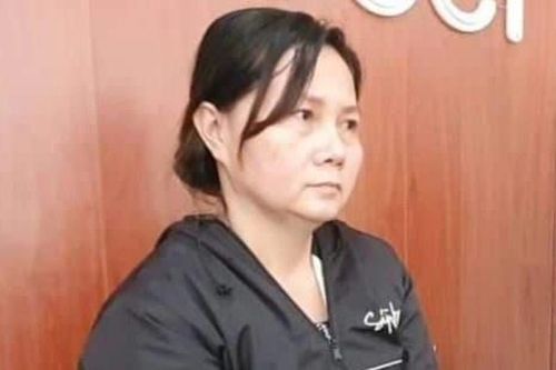 Nữ quái lừa đảo mang theo bọc tiền âm phủ