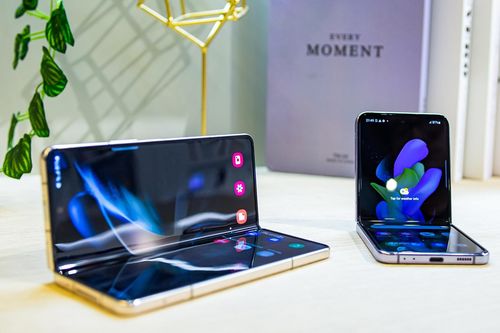 Lợi thế của Samsung trên thị trường smartphone gập