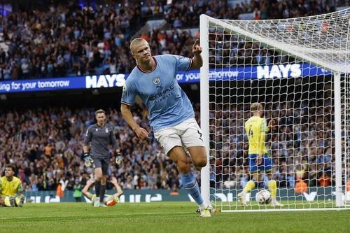 Trận thứ hai liên tiếp lập hat-trick, Haaland xô đổ nhiều kỷ lục