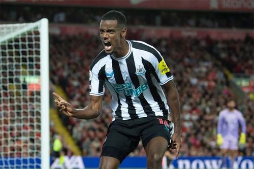 Fabio Carvalho ghi bàn phút 90+8, Liverpool thắng nhọc Newcastle