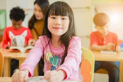 Người Mỹ dạy môn Văn và ngữ pháp tiếng Anh thế nào?