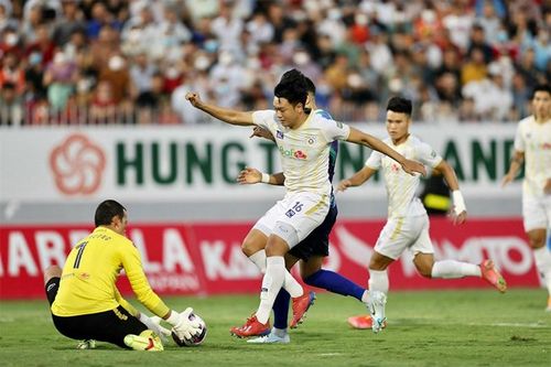 Vòng 15 V.League Hà Nội - T. Bình Định B. Binh Dương - Viettel: Không hâm cũng... nóng!