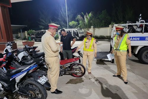 Hơn 20 người thương vong trong ngày nghỉ lễ thứ hai
