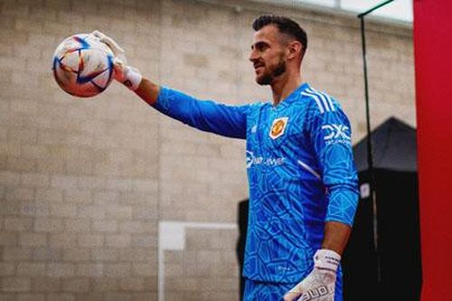 Man United đón tân binh thứ 6, chia tay 2 tài năng trẻ