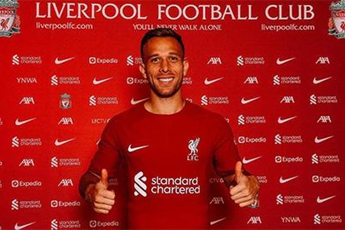 Liverpool mượn thành công tiền vệ từ Juventus
