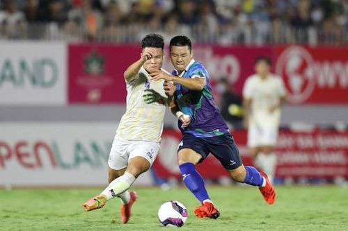 Vận may trọng tài sẽ rơi trúng Hà Nội FC hay 'đại gia' Bình Định?