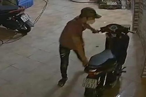 TPHCM: Bắt đối tượng nghiện ma túy vờ thuê khách sạn để trộm xe máy