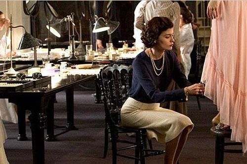 Tiết lộ những bí quyết nâng thần thái không cần tốn kém từ Giorgio Armani đến Coco Chanel