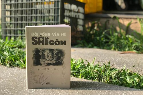 Đọc sách 'Đời sống vỉa hè Sài Gòn'