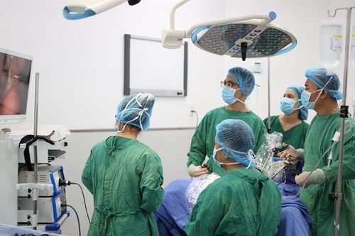 SẢN PHỤ CHỊU ĐỰNG RONG KINH SUỐT BẢY NĂM VÌ VẾT KHUYẾT CỦA SẸO MỔ LẤY THAI