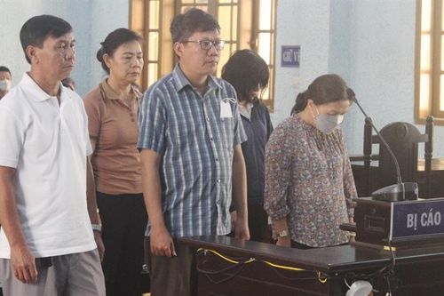 Cố ý làm sai, nhiều nhân viên lãnh án
