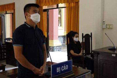 Kẻ điều khiển ô tô tông vào xe máy chở vợ cũ để xả cơn ghen lĩnh án nặng