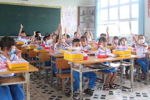 Giúp trẻ dân tộc thiểu số tự tin vào lớp 1