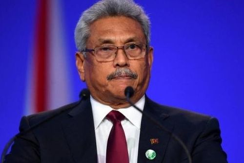 Sau 52 ngày sống lưu vong, cựu Tổng thống Sri Lanka đối mặt với lệnh bắt giữ khi về nước