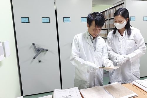 Mở kho Bảo vật quốc gia để đánh thức giá trị của tư liệu lưu trữ