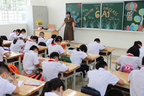 Kiểm soát 'tiền trường' đầu năm học