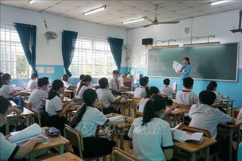 Khắc phục tình trạng thiếu giáo viên cho năm học mới 2022 - 2023