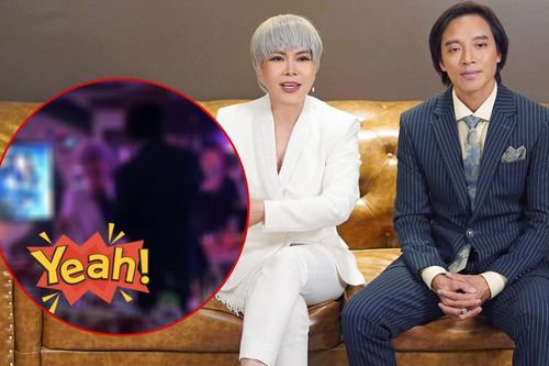 Vợ chồng Việt Hương gây bất ngờ với hành động đầy ngọt ngào khi hát karaoke cùng nhau!