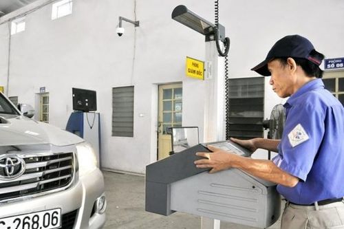 Tăng phí kiểm định ô tô 10.000 đồng/lượt từ 8/10